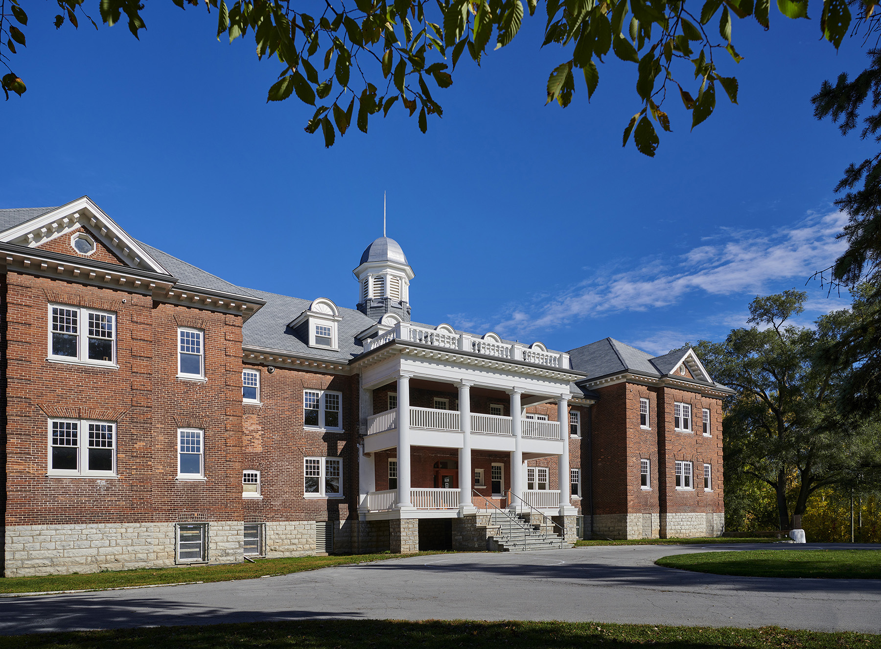 Woodland Cultural Centre