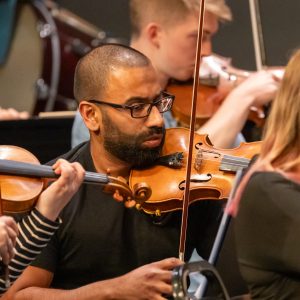 Sumon Chakrabarti, violin